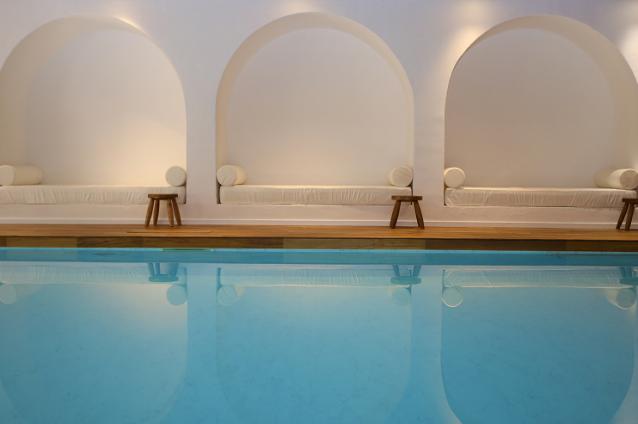 Piscine du spa NUCCA au Grand Hôtel de Cala Rossa