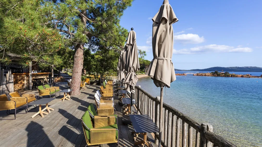 Terrasse du restaurant la Pinède